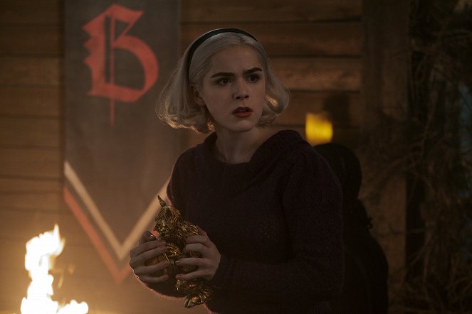 Chilling Adventures of Sabrina - Chapter Thirty-Two: The Imp of the Perverse - Photos - Kiernan Shipka