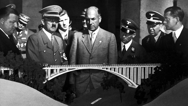 Vérdíj: A náci gazdaság belülről - Filmfotók - Adolf Hitler, Albert Speer