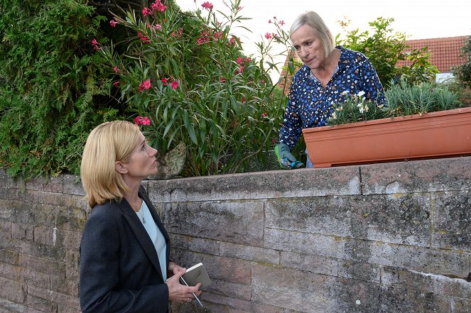 Kriminálka Stuttgart - Mietfrei in den Tod - Z filmu - Astrid M. Fünderich, Heide Simon