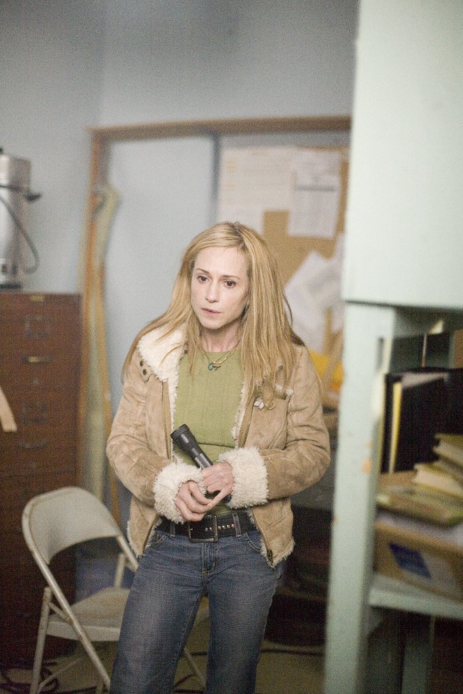 Saving Grace - Pilot - Filmfotos - Holly Hunter