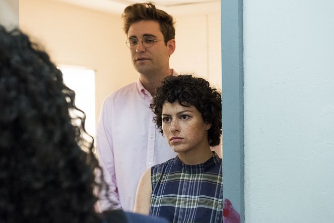 Search Party - Season 2 - Hysteria - Photos - John Reynolds, Alia Shawkat