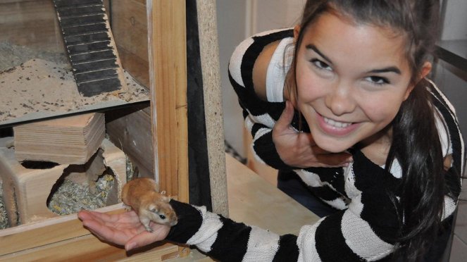 Anna und die Haustiere - Maus - Photos - Annika Preil