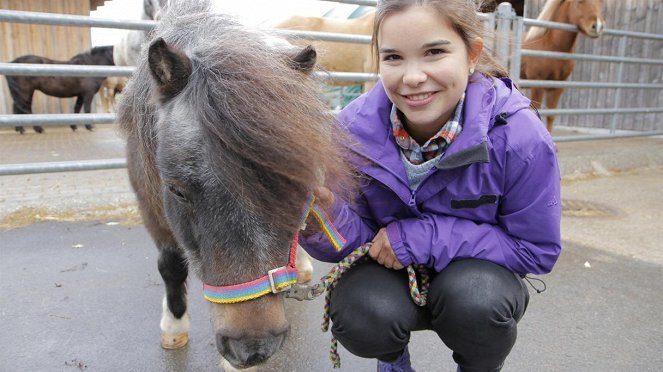 Anna und die Haustiere - Pony - Film - Annika Preil