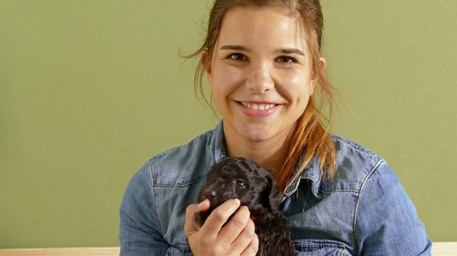 Anna und die Haustiere - Pudel - Do filme - Annika Preil