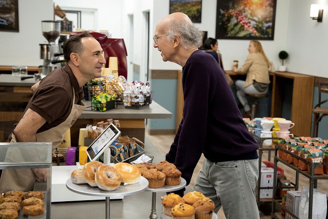 Curb Your Enthusiasm - Happy New Year - Photos - Larry David