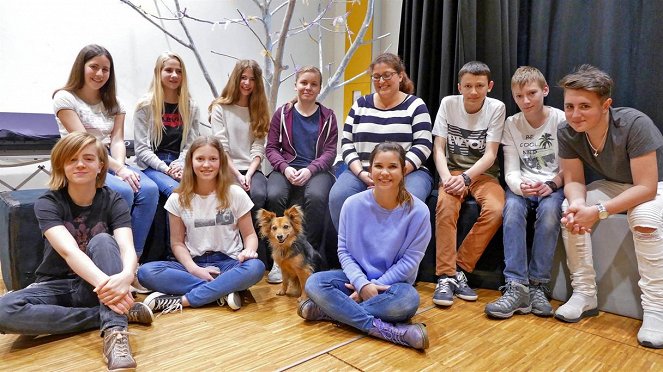 Anna und die Haustiere - Schulhund Lunka im Einsatz - Photos - Annika Preil
