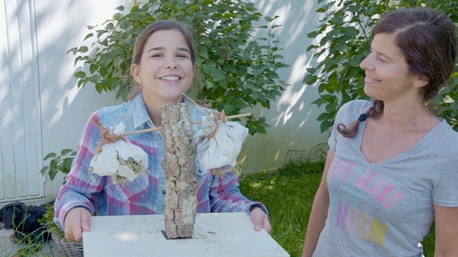 Anna und die Haustiere - Tierspielzeug selbstgemacht - Filmfotók - Annika Preil