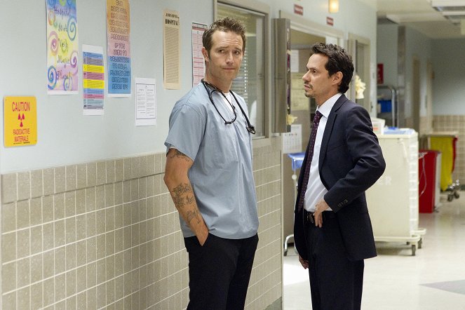 Hawthorne - For Better or Worse - Photos - Michael Vartan, Marc Anthony
