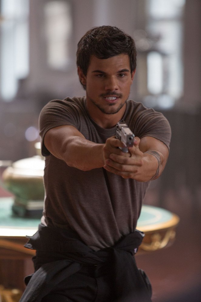 Tracers - Photos - Taylor Lautner
