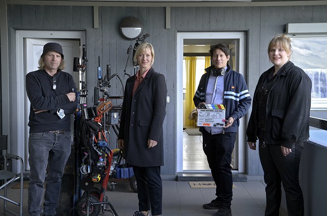 Tatort - Season 52 - Heile Welt - Making of - Philipp Kirsamer, Anna Schudt, Sebastian Ko, Stefanie Reinsperger