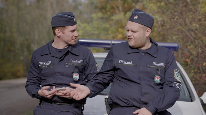 Keresztanyu - Traffipax - Kuvat elokuvasta - Béla Dóra, Erik Konfár