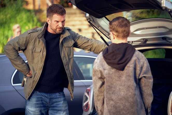 Tanárok gyöngye - Was macht ein Lehrer im Gefängnis? … Sitzenbleiben - Filmfotók - Simon Böer