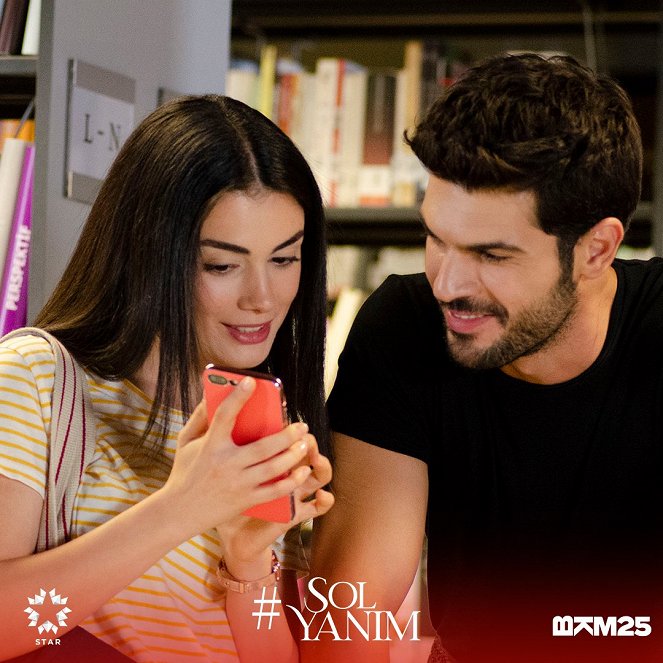 Sol Yanım - Episode 2 - Cartões lobby - Özge Yağız, Tolga Mendi