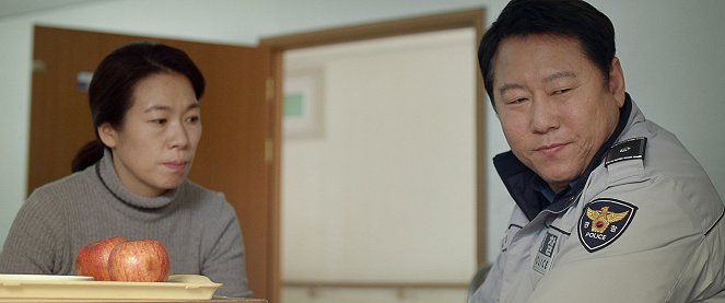 Bichgwa cheol - Z filmu - Kwang-sik Kim