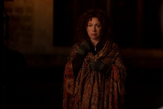 A Discovery of Witches - Episode 4 - Van film - Alex Kingston