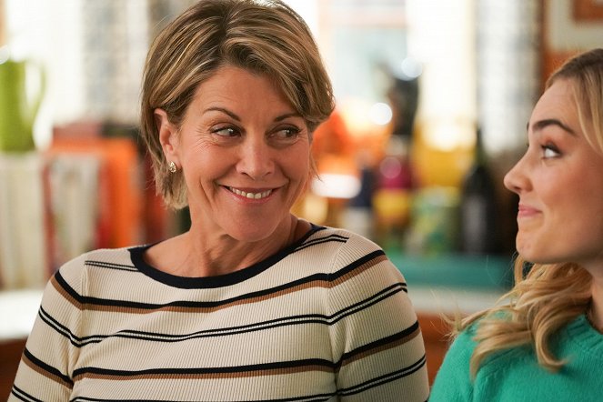 American Housewife - Getting Frank with the Ottos - Film - Wendie Malick, Meg Donnelly