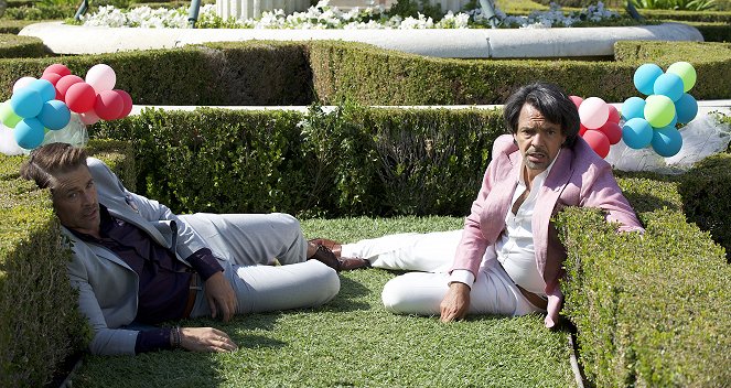 How to Be a Latin Lover - Photos - Rob Lowe, Eugenio Derbez