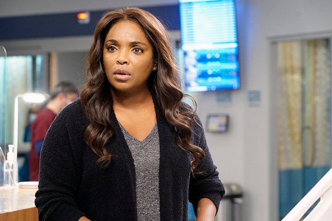 Chicago Med - Don't Want to Face This Now - Photos - Marlyne Barrett