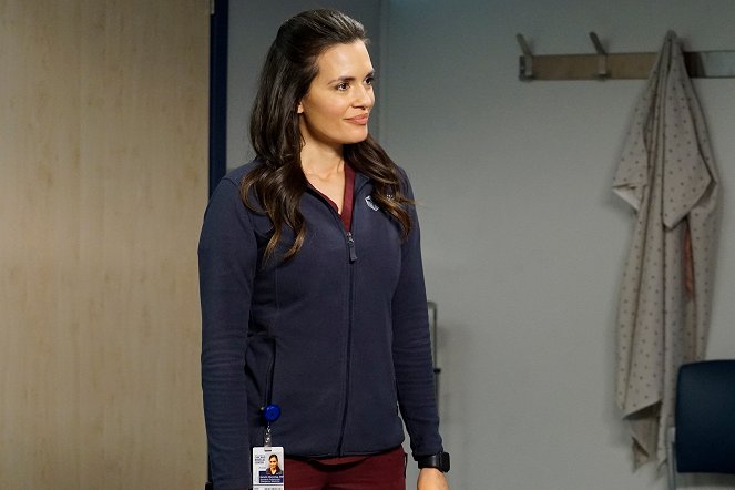 Chicago Med - When Your Heart Rules Your Head - Van film - Torrey DeVitto