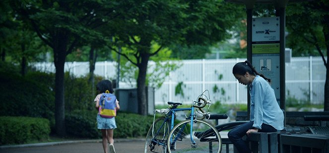Go Back - Van film - Ha-seon Park