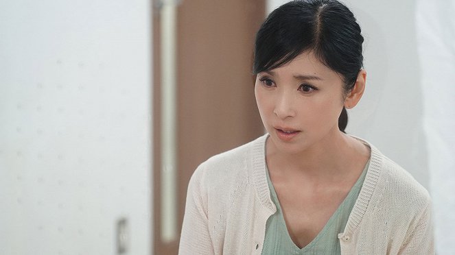 Kjófu šimbun - Episode 7 - De la película - Shoko Egami