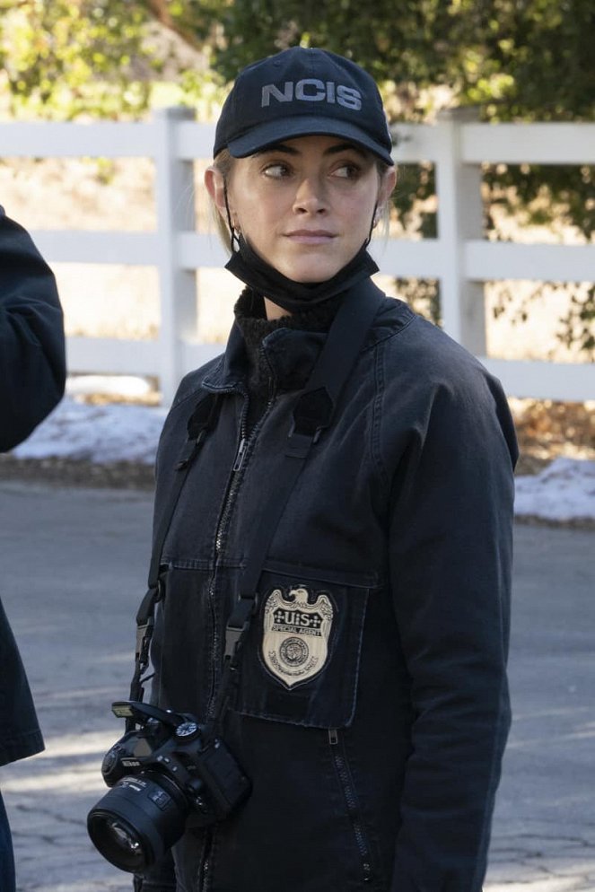 NCIS: Naval Criminal Investigative Service - The First Day - Photos - Emily Wickersham