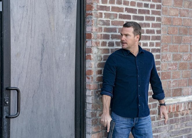 NCIS: Los Angeles - The Frogman's Daughter - Photos - Chris O'Donnell