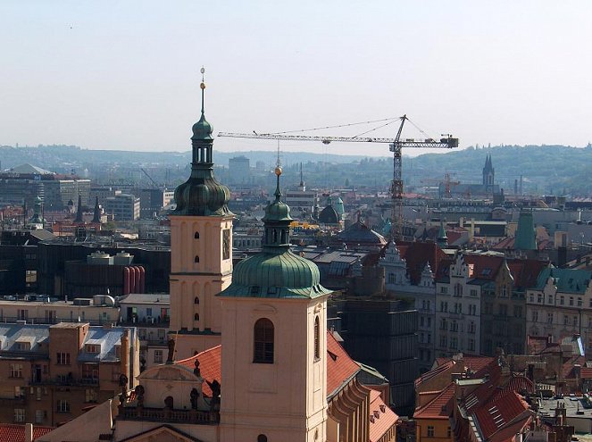 Praha, město věží - Věže Staroměstského náměstí a okolí - Z filmu