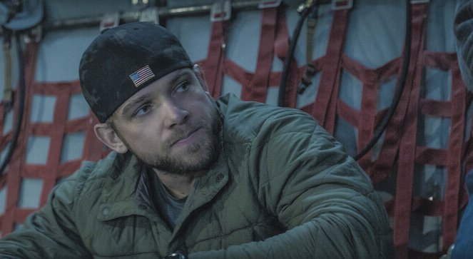 SEAL Team - All In - Z filmu - Max Thieriot