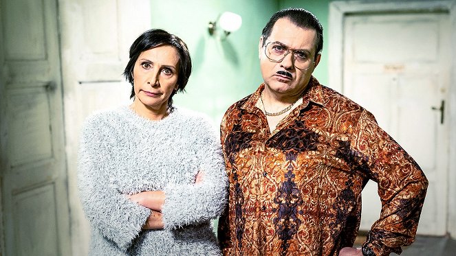 Świat według Kiepskich - Season 33 - Kalibaba - Z filmu - Renata Pałys, Sławomir Szczęśniak