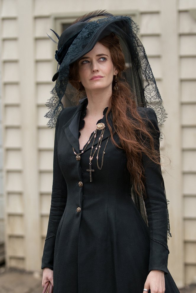 The Luminaries - Leverage - Photos - Eva Green