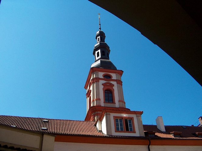 Praha, město věží - Věže Jungmannova náměstí a okolí - Z filmu