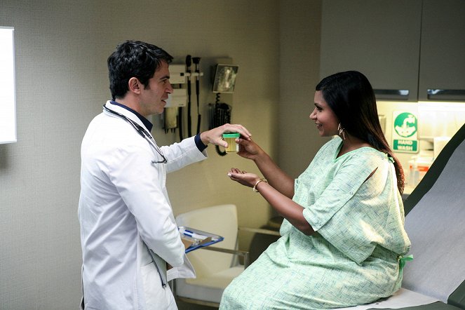 The Mindy Project - Danny Castellano is My Gynecologist - Photos