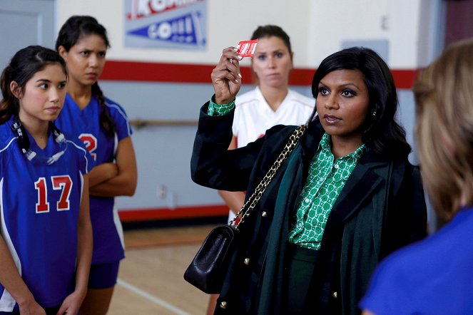The Mindy Project - Season 1 - Teen Patient - Photos