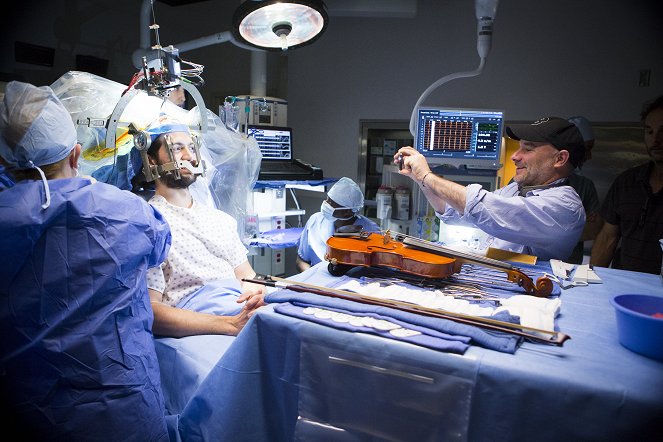 Prozíravost - Série 2 - Smrtící implantáty - Z natáčení