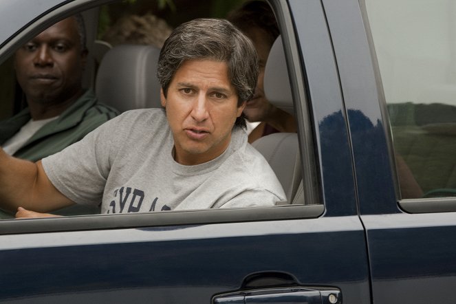 Men of a Certain Age - Pilot - Photos - Andre Braugher, Ray Romano