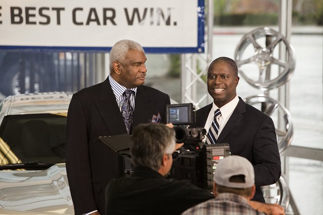 Men of a Certain Age - Father's Fraternity - Van film - Richard Gant, Andre Braugher