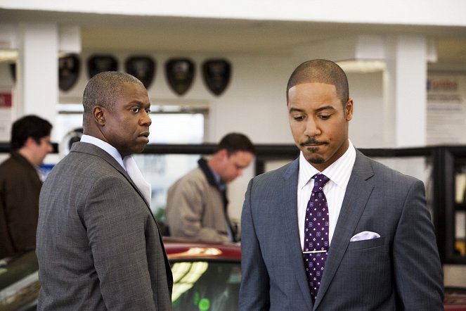 Men of a Certain Age - Season 1 - Father's Fraternity - Van film - Andre Braugher, Brian White