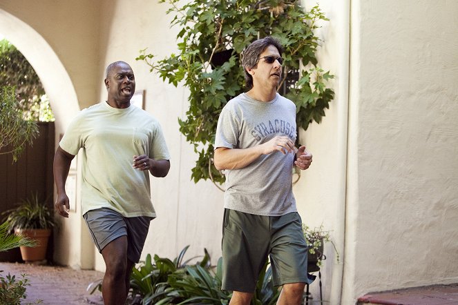 Men of a Certain Age - You Gonna Do That the Rest of Your Life? - Photos - Andre Braugher, Ray Romano