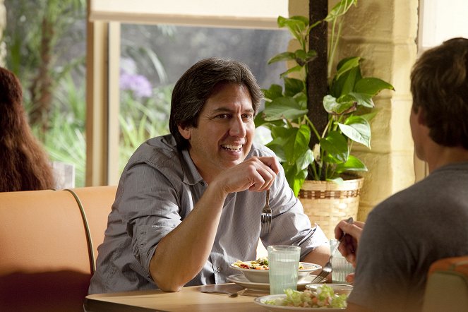 Men of a Certain Age - How to Be an All-Star - Z filmu - Ray Romano