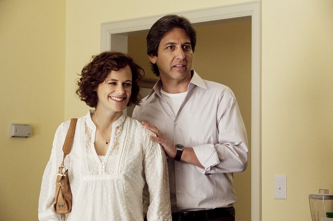 Men of a Certain Age - How to Be an All-Star - Van film - Sarah Clarke, Ray Romano