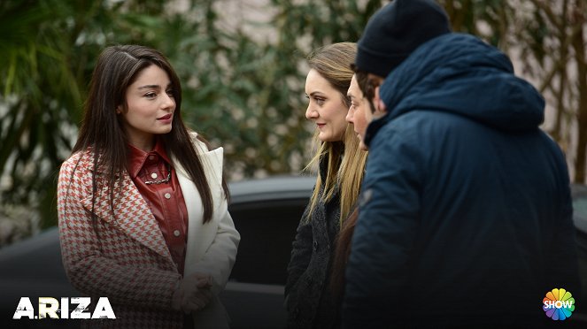 Arıza - Episode 19 - Photos - Ayça Aysin Turan