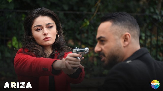 Arıza - Episode 16 - Z filmu - Ayça Aysin Turan