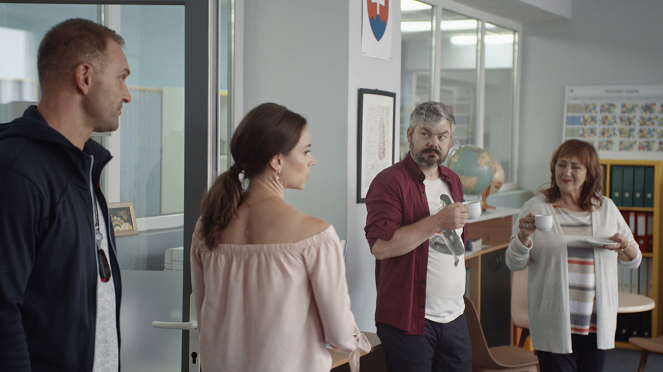 Pán profesor - Beh na dlhé trate - De la película - Tomáš Maštalír, Gabriela Marcinková, Samo Trnka