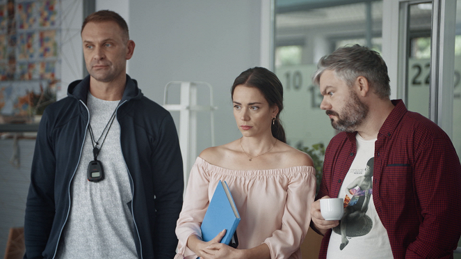 Pán profesor - Season 2 - Beh na dlhé trate - Z filmu - Tomáš Maštalír, Gabriela Marcinková, Samo Trnka