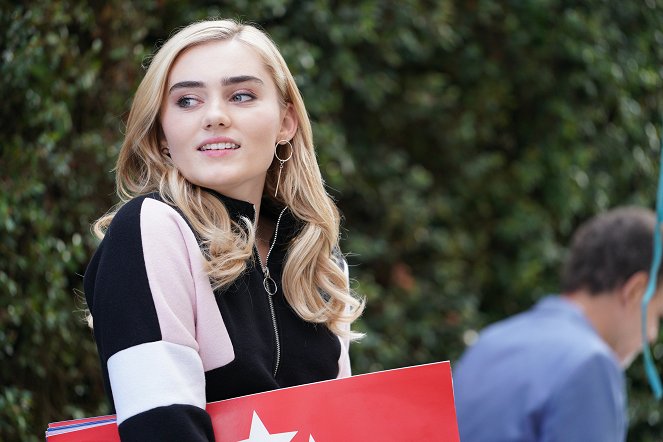 American Housewife - The Guardian - Do filme - Meg Donnelly