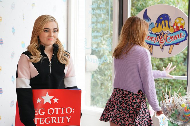 American Housewife - The Guardian - Van film - Meg Donnelly