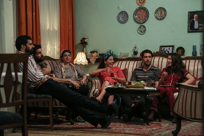 Afili Aşk - Mutluluk Oyunu - De la película