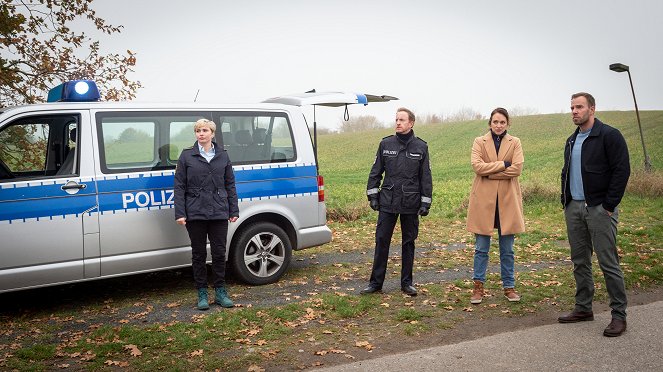 SOKO Wismar - Season 18 - Tod im Rettungswagen - Filmfotók