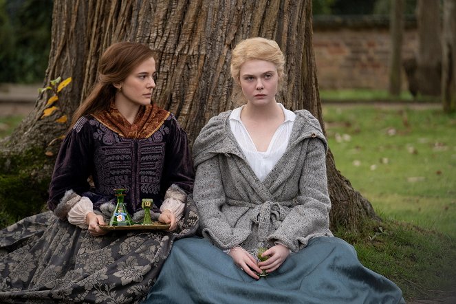 The Great - The Great - Do filme - Phoebe Fox, Elle Fanning